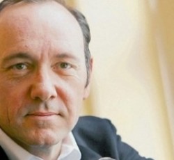 Μπλόκαρε τη χρήση του ονόματός του ως τίτλο album ο Kevin Spacey 