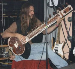 Αποχώρηση του τραγουδιστή από τους Siena Root 