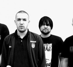 Οι hardcore θρύλοι Kickback ζωντανά για πρώτη φορά στην Αθήνα 