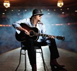 Ο Kid Rock βοηθάει τους συμπολίτες του που έχουν ανάγκη 