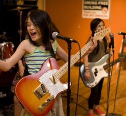 Η μουσική δημιουργεί καλύτερους μαθητές 