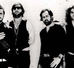 Χριστούγεννα με robot και καουμπόηδες από τους Killers