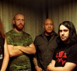 Γίνε ο νέος frontman των Killswitch Engage 