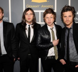 Μεθυσμένοι στις ηχογραφήσεις της νέας τους δουλειάς οι Kings Of Leon 