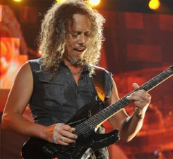 Kirk Hammett: «Έπρεπε να φερθούμε καλύτερα στον Jason Newsted»