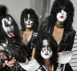 Οι Kiss μπαίνουν στο studio