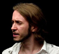 K'noup Tomopoulos (Viza): «Η ανθρωπότητα σώθηκε από τη διάλυση των The Mars Volta»