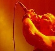 Ο πρώην τραγουδιστής των Alabama Thunderpussy στο μικρόφωνο των Trouble