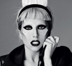 Το χρηματικό βραβείο του John Lennon και της Yoko Ono για την ειρήνη θα λάβουν η Lady Gaga και οι Pussy Riot 