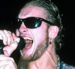 Ακυκλοφόρητα κομμάτια του Layne Staley (Alice In Chains) σε ταινία 
