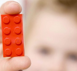 Κι άλλα πασίγνωστα συγκροτήματα φτιαγμένα από lego 