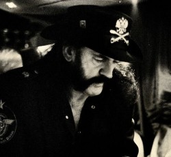 Rob Halford, Lars Ulrich, Dave Grohl και Slash στην κηδεία του Lemmy