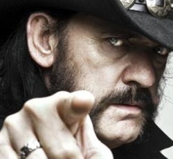 Blues επανεκτέλεση του "Ace Of Spades" από τους Motorhead 