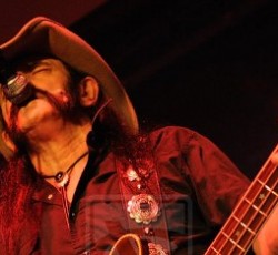 Lemmy: «Ο John Lennon ήταν το μεγαλύτερο κωλόπαιδο στους Beatles» 