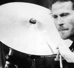 Elton John και Mumford & Sons θα τιμήσουν τον Levon Helm (The Band) στα φετινά Grammys 