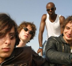 Σε DVD θα κυκλοφορήσει το ντοκιμαντέρ για τους Libertines / Δείτε το trailer 