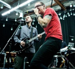 Κορυφή για τους Linkin Park σε Αμερική και Ηνωμένο Βασίλειο 