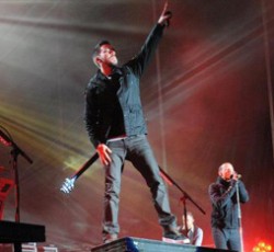 Οι Linkin Park τιμούν τους αθλητές των Ηνωμένων Πολιτειών 