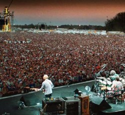 Συμφωνία Yahoo και Live Nation για streaming συναυλιών 