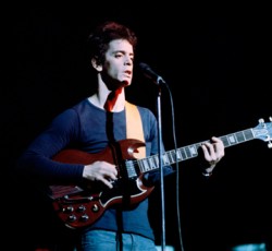 Σε δημοπρασία μουσικός εξοπλισμός του Lou Reed 