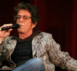 Όταν ο Lou Reed «πλάκωσε» τον David Bowie 