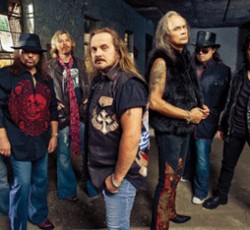 Στο στούντιο μπαίνουν οι Lynyrd Skynyrd 