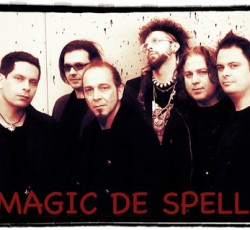 Ακούστε το νέο τραγούδι των Magic De Spell 