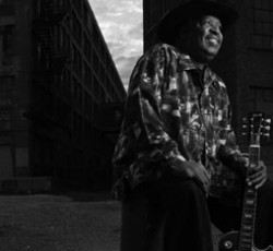 Έφυγε από τη ζωή σε ηλικία 75 ετών ο bluesman Magic Slim 