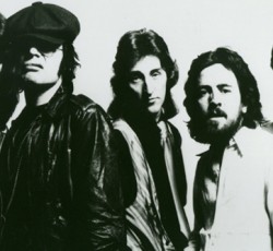 Ο rapper ScHoolboy Q φέρνει στο Νο.1 του Billboard τραγούδι των Man από το 1976 (audio) 