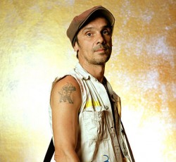 Ο Manu Chao για μία εμφάνιση στη Θεσσαλονίκη 
