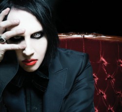 Προσγειώνεται η καινούργια δισκογραφική δουλειά του Marilyn Manson 
