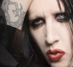 Χωρίς εταιρεία ο Marilyn Manson