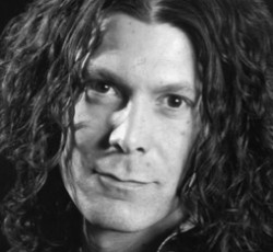 Έφυγε από τη ζωή ο Mark Abrahamian των Starship 