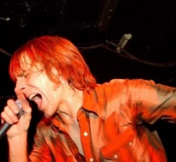 Mark Arm (Mudhoney): «Το grunge άρχισε να πηγαίνει καλά μετά το θάνατο του Cobain» 