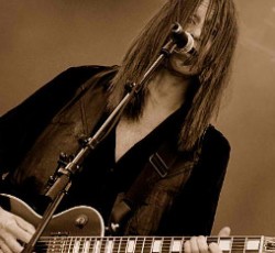 «Έφυγε» ο Mark Reale, ιδρυτής και κιθαρίστας των Riot 