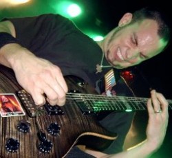 Πάνω σε thrash metal υλικό δουλεύει ο Mark Tremonti (Creed / Alter Bridge)