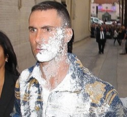 Ποιος «ζαχαρώνει» τον Adam Levine των Maroon 5; 