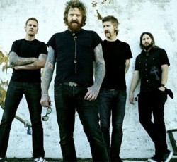 Ποιός διάσημος μουσικός της soul βοηθάει τους Mastodon στις live εμφανίσεις τους;