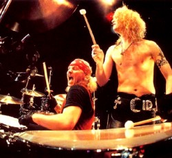 «Είμαι ευτυχής που είμαστε όλοι μας ζωντανοί» 