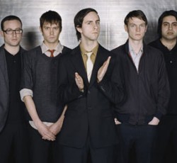 Μετά τον καφέ του Dave, σειρά έχει η μπίρα των Maximo Park... 