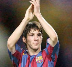 Lionel Messi καλεί Oasis