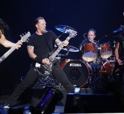 Στην κορυφή των πωλήσεων του Billboard το ''Black Album''