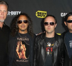 Οι Metallica παίζουν ζωντανά στο πάρτι του νέου Call Of Duty 
