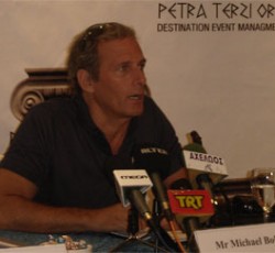 Συνέντευξη Τύπου Michael Bolton - Ο τροβαδούρος της αγάπης απολογείται στο Rocking.gr: «Πάντα ήθελα να παίζω rock και blues» 