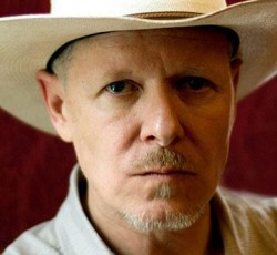 «Θα γινόμουν σκλάβος του σεξ του Jim Morrison!» 