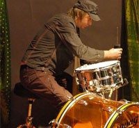 «Έφυγε» σε ηλικία 39 ετών ο πρώην drummer των Robert Plant και Jimmy Page, Michael Lee 