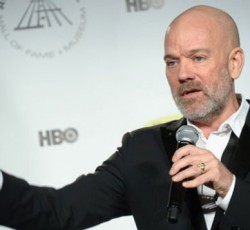 Μουσική από τον Michael Stipe, για πρώτη φορά μετά τη διάλυση των R.E.M. (audio) 