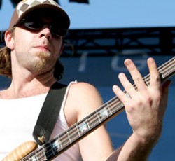 Ο Michael Todd (ex-Coheed & Cambria) καταδικάζεται για ληστεία και διαγιγνώσκεται με καρκίνο 