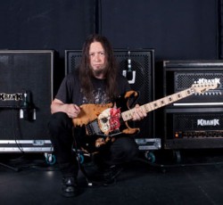 Μεγάλη ανακούφιση η αποχώρηση του Tate, σύμφωνα με τον Michael Wilton 