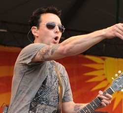 Μέσα στο 2013 θα κυκλοφορήσει το νέο album των Pearl Jam, σύμφωνα με τον κιθαρίστα τους 